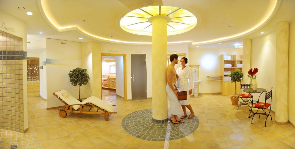 Hotel Bischofsmuetze Filzmoos Exteriör bild